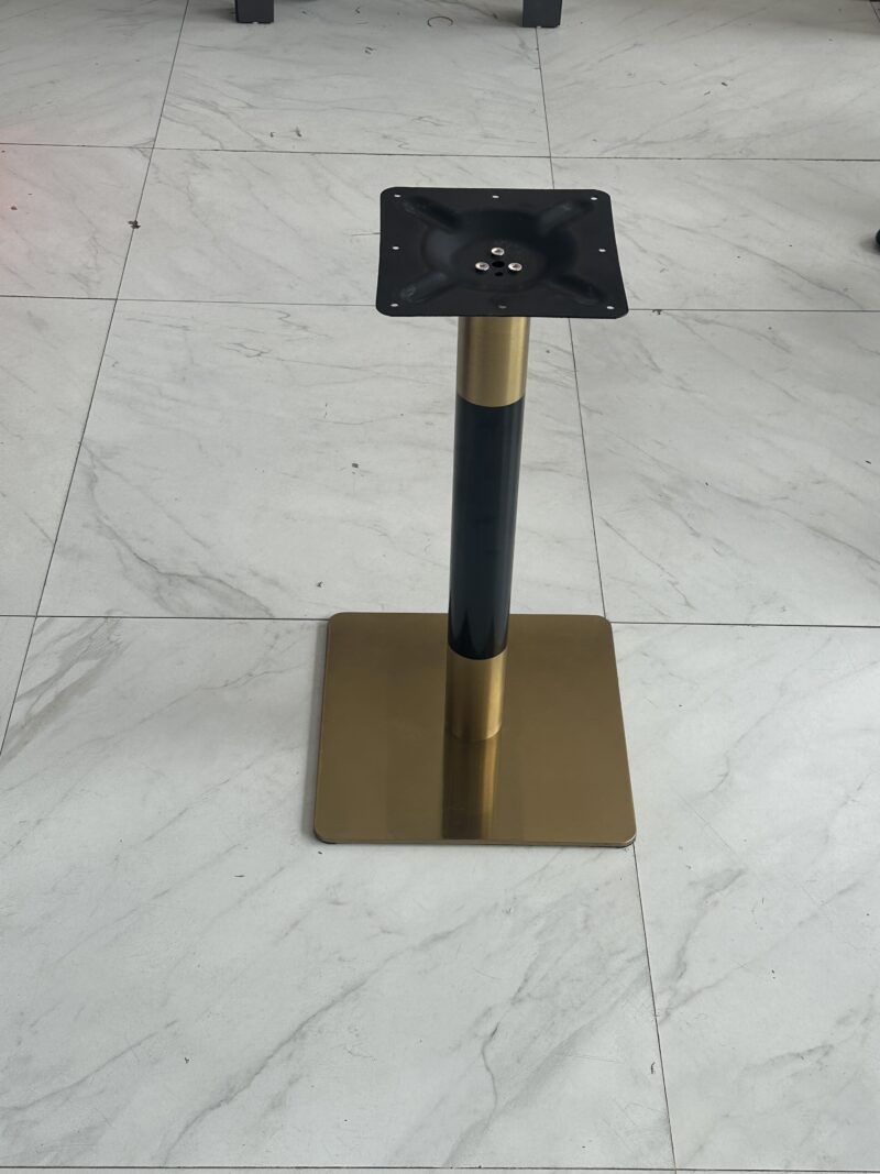 A16- QIZILI QARA(71 CM)